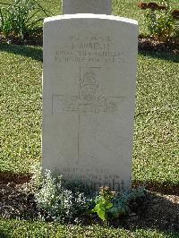 Salonika (Lembet Road) Military Cemetery - Roberts, T